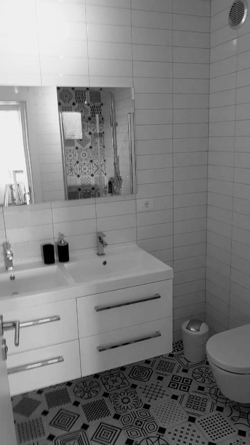 Appartement Soren-Sun Apt'S à Supetar Extérieur photo